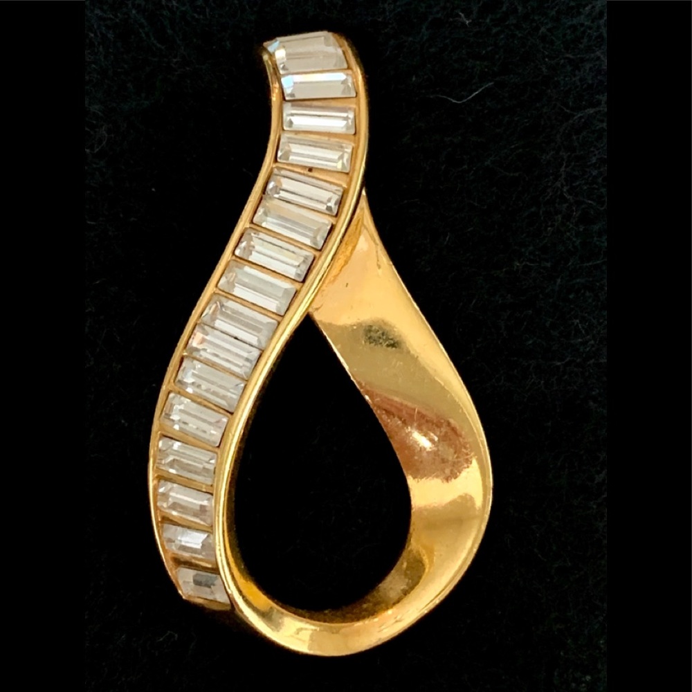 Swarovski Gold Tone  Pin with Baguette Crystals